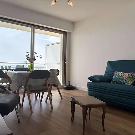 L'empire - - Face - - Lb600-041 Apartment